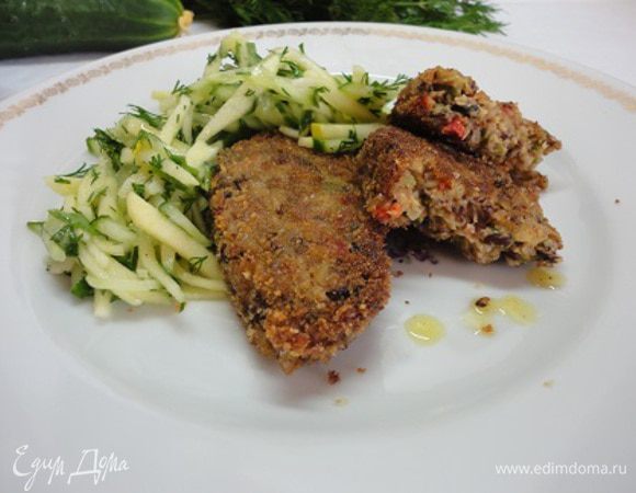 Для подачи я приготовила грузинский салат "Весна".