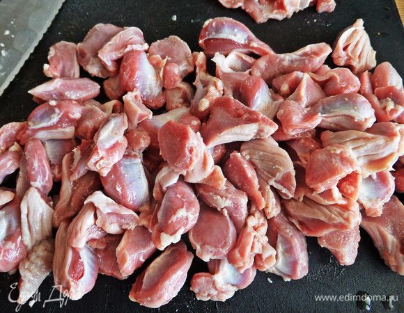 Обрезать грубые пленки, нарезать более мелко.