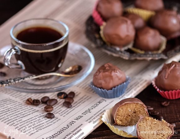 Эти конфеты порадуют своим необычным вкусом, очень похожим на марципан, и пользой. Идеальный десерт для постного стола!