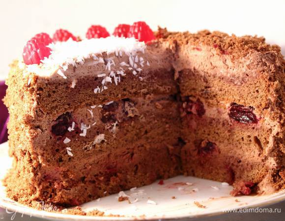 Но разрез все тот же — вишни, крем, шоколад... ммм...