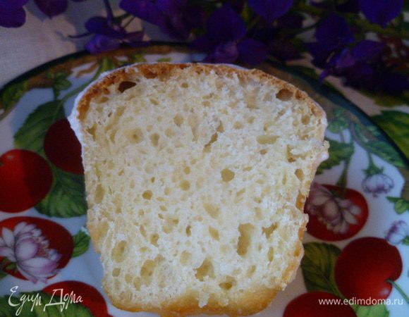 А вот вам и разрезик куличика.
Очень вкусно, очень нежно.
Попробуйте и Вы!