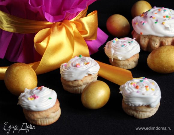 Даже можно оформить вот так просто, только шпажки необходимо будет чуть укоротить и "цветочки" разместить плотнее друг к другу. 