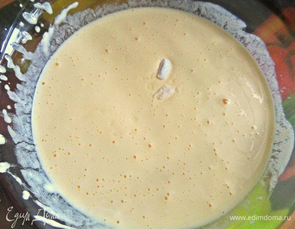 Всыпать соду, снова перемешать.