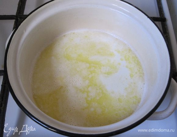 Нагреть, чтобы масло растопилось.