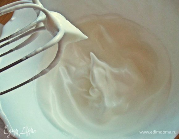 Взбиваем миксером.