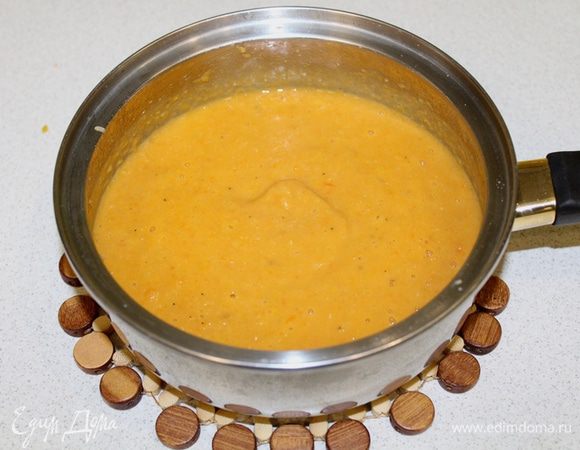 При необходимости добавляем бульон.