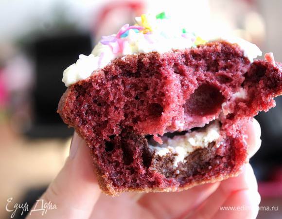 Улыбающийся маффин желает вам прекрасного дня! :)
И приятного аппетита!