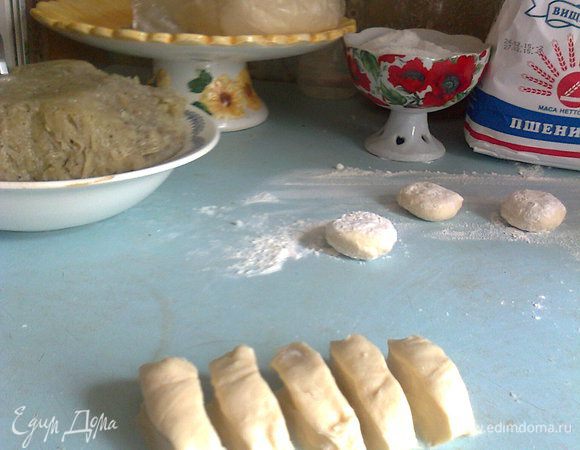 Лепим вареники крупно.