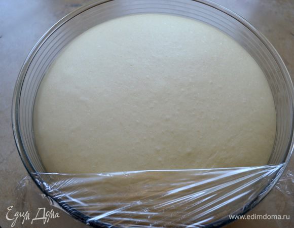 Через 1 час 40 минут тесто хорошо поднялось.