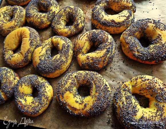 Выпекаем 20 минут в разогретой до 200°С духовке. Крупные особи будут печься дольше.