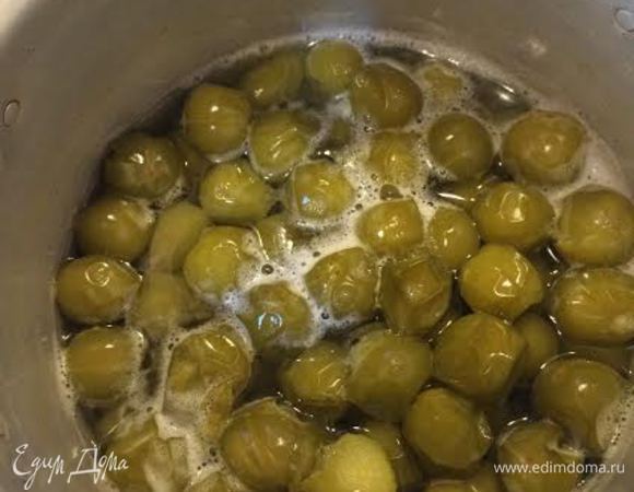 Алыча готова. Охладить.