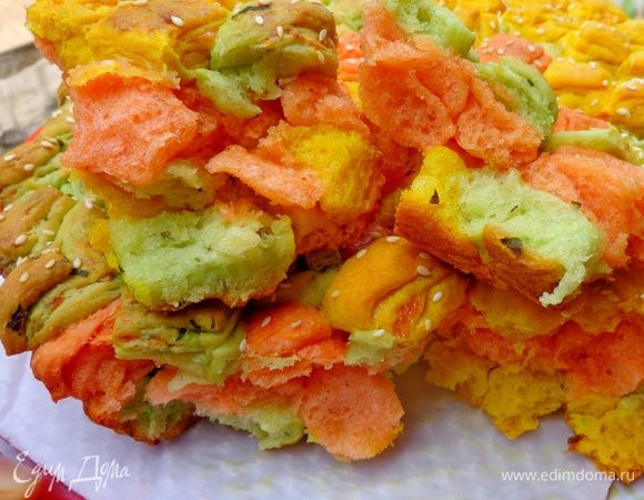 Печь при 180°С 30-35 минут. При необходимости укрыть сверху фольгой.
Остудить. Пробовать. Хлеб можно просто отламывать.
