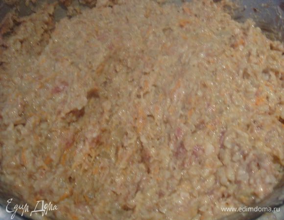 Все хорошо перемешиваем. Фарш готов.
