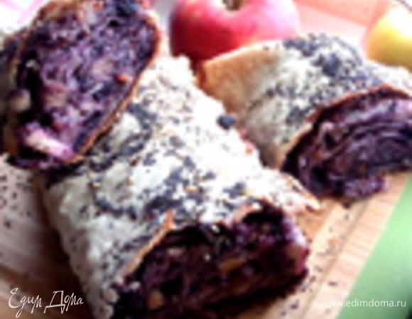 Как вариант можно завернуть в лаваш и черничный джем с орехами и яблоками, рецепт тут: http://www.edimdoma.ru/retsepty/65168-shtrudel-iz-lavasha-postnyy