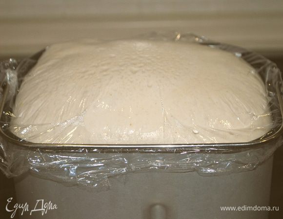 Так тесто выглядело через 2 часа.
