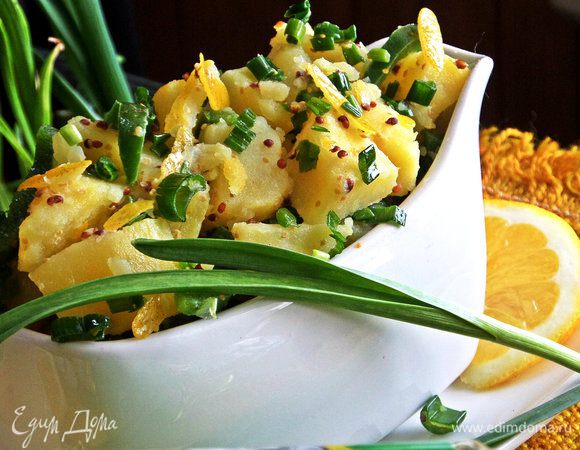 Сразу подаем в теплом виде.