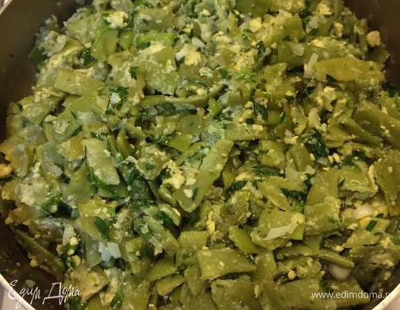 Добавить соль, перец по вкусу.