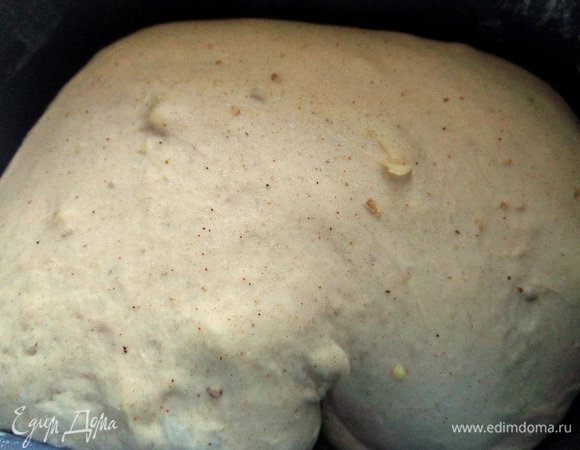 Через 1,5 часа тесто сильно поднимется и готово к выпечке.