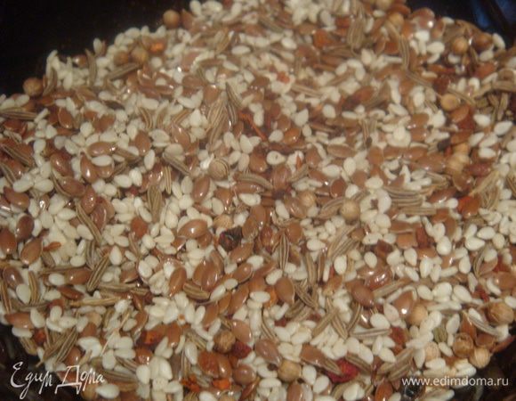 Смешиваем специи (специи берем на свой вкус).