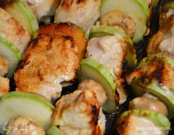 Обжарить на гриле 8 минут со всех сторон.