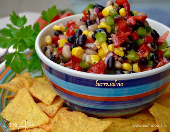 Необыкновенно вкусный и яркий салат!
Изначально хотела сокращать все ингредиенты, но после сделала в полном объеме и не пожалела! Салат не залежался! :)