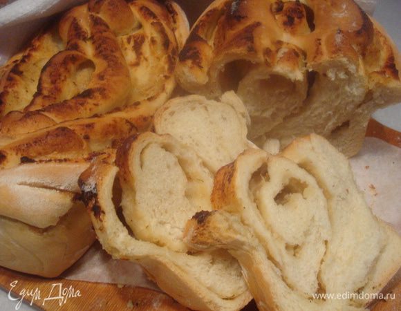 Необыкновенно вкусный хлеб. Хлеб, который вкусен сам по себе. Нарезаем и наслаждаемся.