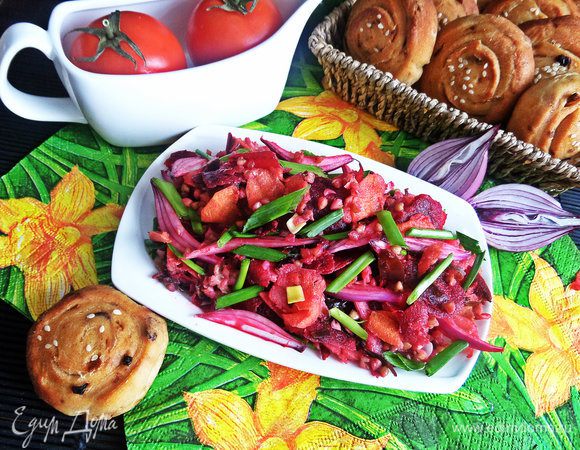 Подаем на пикнике или на даче сытный многообразный салатик!