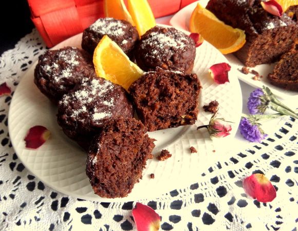 Я слегка только посыпала их пудрой.