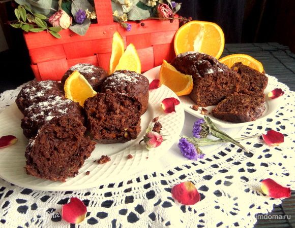 Угощаемся дома с чаем или берем с собой на прогулку такие ароматные маффины.