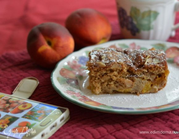 Разрезать на порции и подаем к столу. Приятного аппетита.