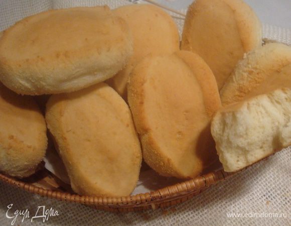 Булочки очень вкусные. Хрустящие снаружи и мягкие внутри. Приятного аппетита!