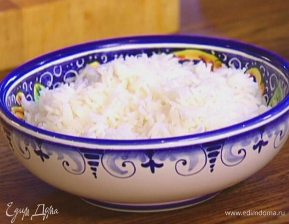 Рис предварительно отварить согласно инструкции на упаковке.