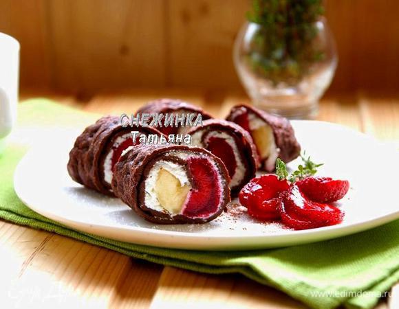 Подаем с клубникой, можно присыпать сахарной пудрой. Доброго и вкусного утра! ;-)