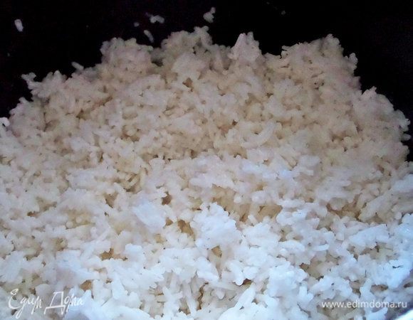 Ставим вариться рис.