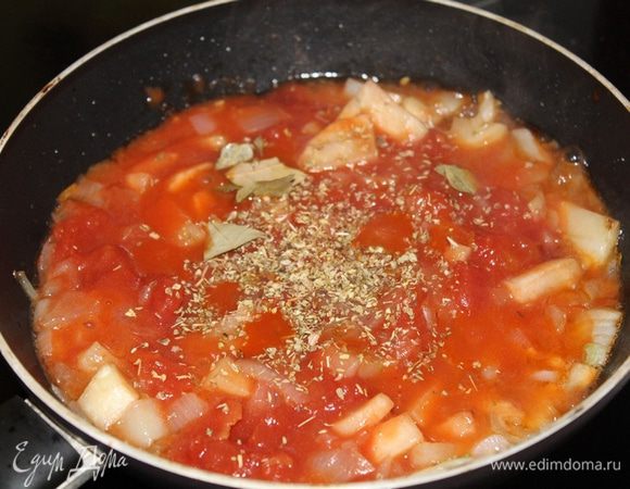 Солим, перчим, добавляем по вкусу орегано.