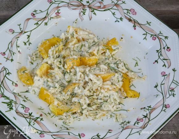 Смешать все ингредиенты с майонезом.