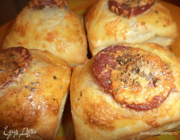 Выпекать при температуре 200°С 15 минут.
Приятного аппетита!