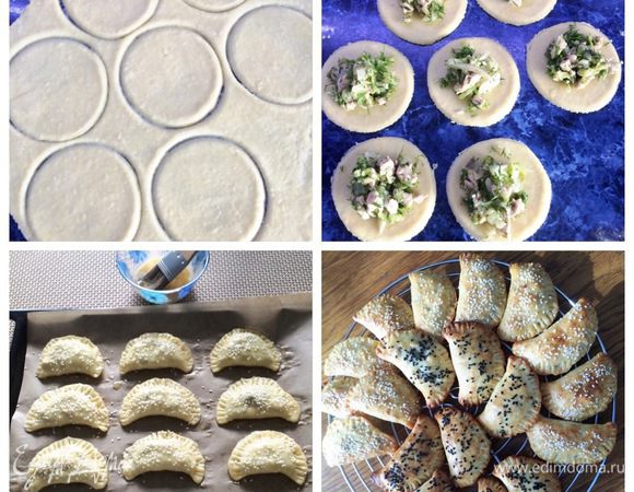 Охлажденное тесто раскатываем толщиной 3-5 мм. Вырезаем круги диаметром 8-10 см. Выкладываем ложкой в центр круга начинку и склеиваем пирожок, я еще вилочкой прошлась по краям.
Выкладываем пирожки на противень, застеленный пекарской бумагой. Смазываем взбитым яйцом и посыпаем кунжутом (по желанию). Выпекаем в разогретой до 180°С духовке минут 30 до золотистого цвета (следим за духовкой). 