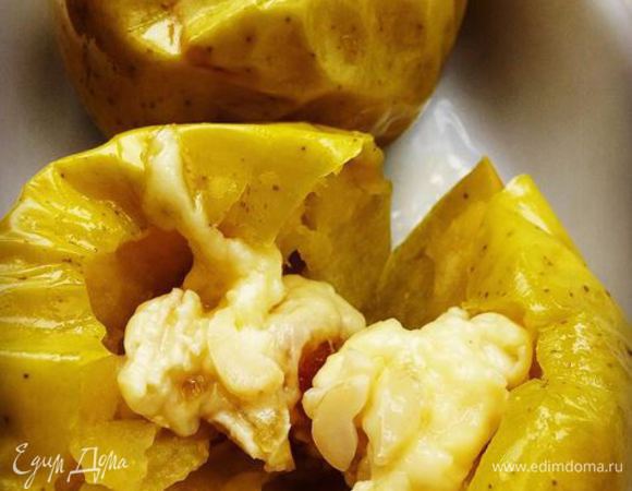 Запекать под крышкой (оставив небольшое отверстие) в течение 5 мин при 800 Вт. Дать постоять в выключенной микроволновке еще 2 мин.
Готово! Приятного аппетита!