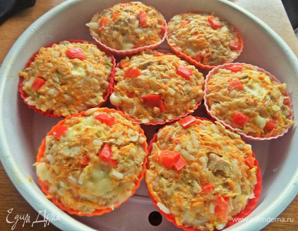 При готовке кексы слегка поднимутся.