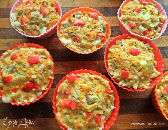 Здесь они уже остывшие. Вкусно и в теплом, и в холодном виде.