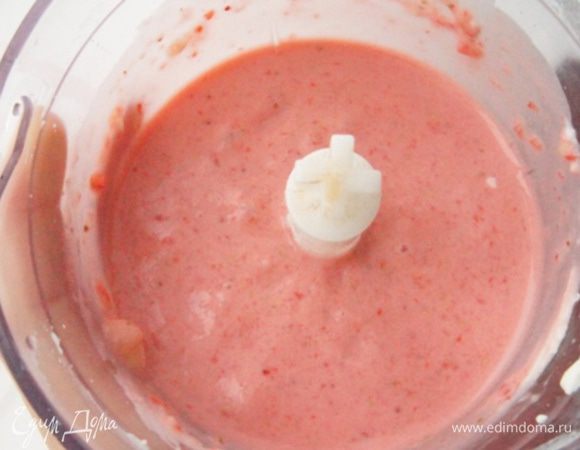 Взбить суп до однородности.