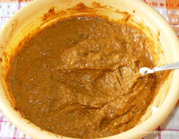 Смешать все ингредиенты для маринада. Дать немного настояться.