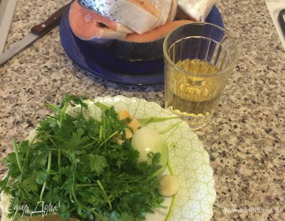 У меня уксус домашний, крепкий по этому у меня ушло 1/2 стакана. Начните с 1/2 стакана, а если вам покажется мало, всегда можно добавить.