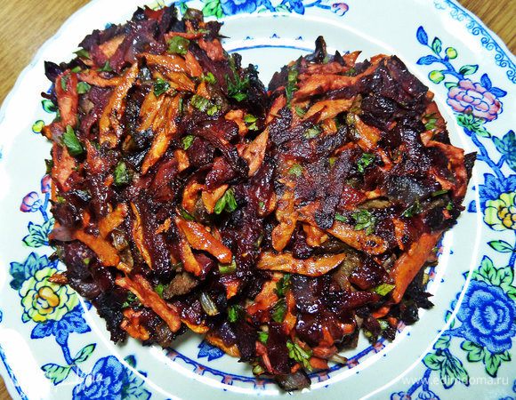 Перенести на тарелку и уже можно подавать.