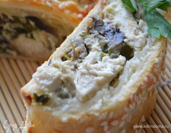 Из этого количества продуктов получается две плетенки.
Угощайтесь!