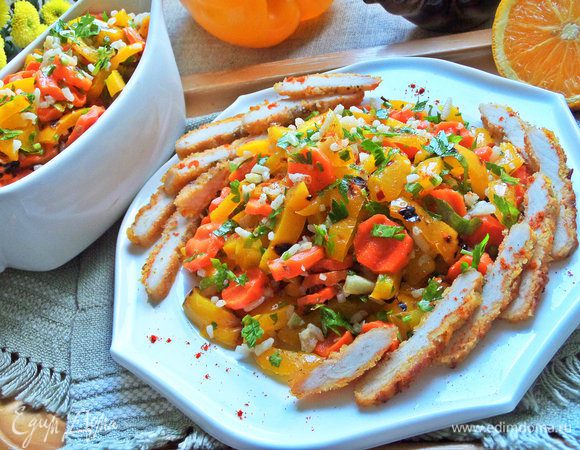 Располагаем кусочки по краю.