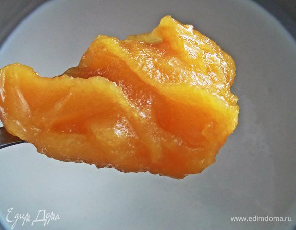 Размешать вместе с сахаром мед.