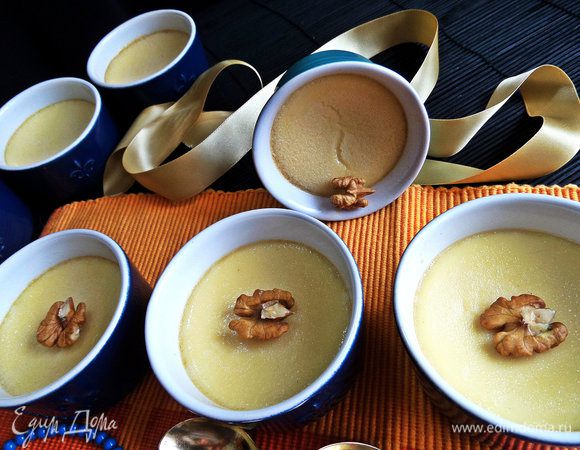 Остывший десерт убираем для охлаждения в холодильник.