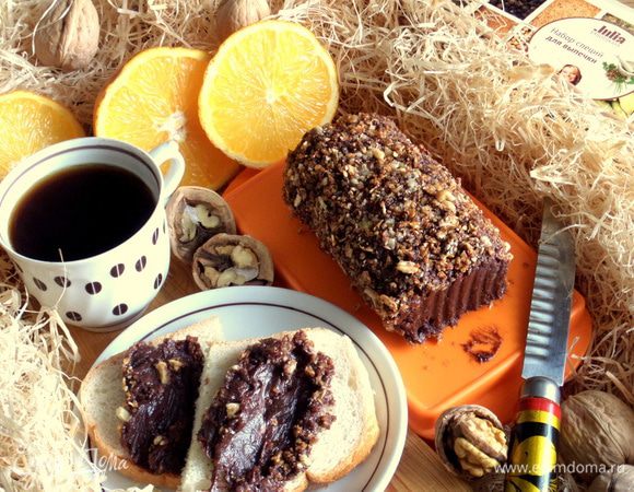 Так как масло, используемое для основы, уже побывало в холодильнике, можно сразу подавать.